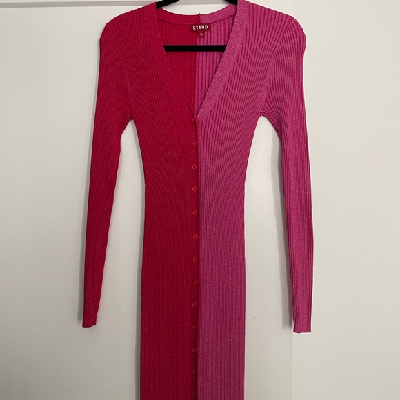 Staud
Shoko Colorblocked Midi-Dress - Picture 6 of 9